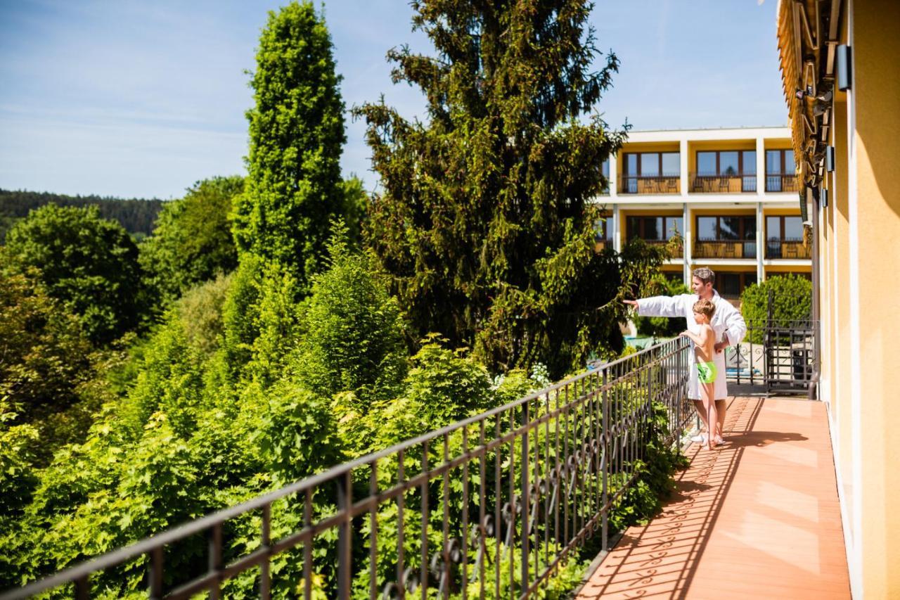 Hotel Nivamare Luhačovice Zewnętrze zdjęcie